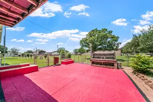 422 Caney St, Matagorda, TX 77457 - Photo 18