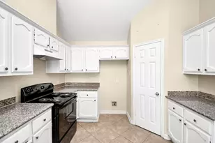 8707 Kalewood Dr, Houston, TX 77099 - Photo 18
