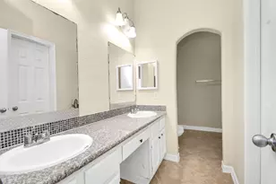 8707 Kalewood Dr, Houston, TX 77099 - Photo 8