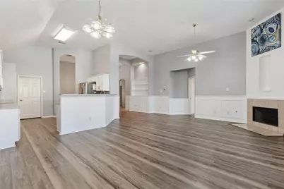 7906 Fortrose Court, Houston, TX 77070 - Photo 10