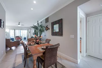 7000 Seawall Boulevard #524, Galveston, TX 77551 - Photo 10