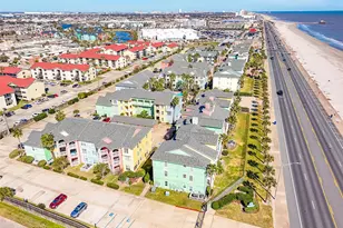 7000 Seawall Blvd, Galveston, TX 77551 - Photo 36