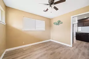 8314 Edgemoor Dr, Houston, TX 77036 - Photo 8