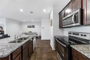 2906 Roman Forest Blvd, New Caney, TX 77357 - Photo 12