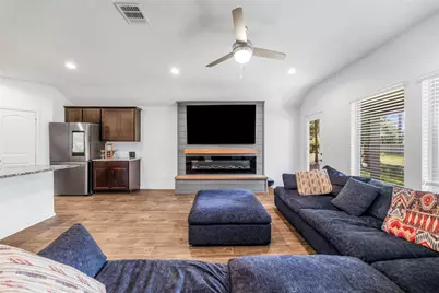 2906 Roman Forest Boulevard, New Caney, TX 77357 - Photo 10