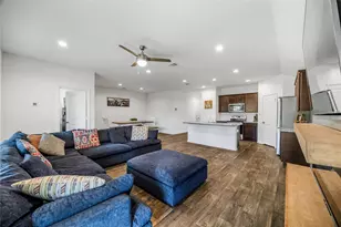 2906 Roman Forest Blvd, New Caney, TX 77357 - Photo 8