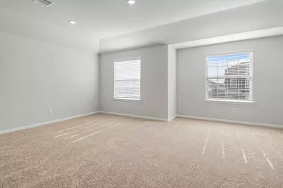 8310 Sunberry Shadow Drive, Houston, TX 77016 - Photo 4