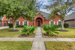 1710 Pima Ct, League City, TX 77573 - Photo 2