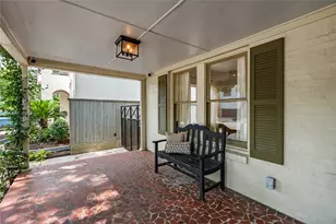 1806 McDuffie St, Houston, TX 77019 - Photo 10