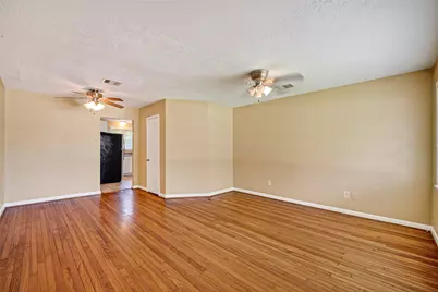 313 Greenbriar Drive, Baytown, TX 77520 - Photo 10