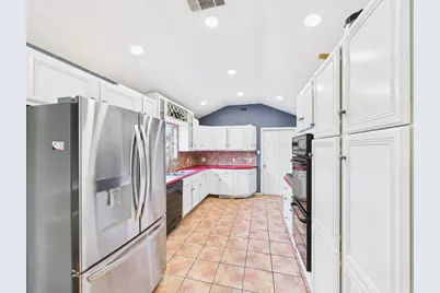 16207 N Meadow Drive, Houston, TX 77073 - Photo 4