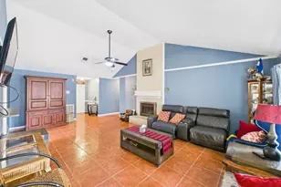 16207 N Meadow Dr, Houston, TX 77073 - Photo 10