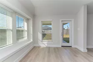 3217 21st St N, Texas City, TX 77590 - Photo 8