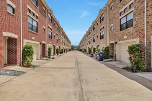 648 Westcross St, Houston, TX 77018 - Photo 2