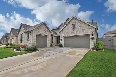 18323 Tiger Flowers Drive, Conroe, TX 77302 - Photo 2