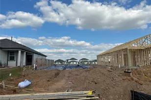 17214 King Eider Rd, Waller, TX 77484 - Photo 2