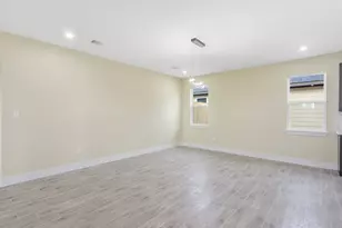 327 Rd 5840, Cleveland, TX 77327 - Photo 20