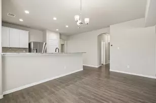 4305 E Bayou Maison Cir, Dickinson, TX 77539 - Photo 10