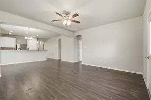 4305 E Bayou Maison Cir, Dickinson, TX 77539 - Photo 12