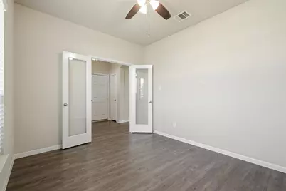 4305 E Bayou Maison Circle, Dickinson, TX 77539 - Photo 6
