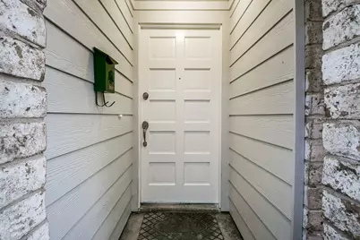 9111 Rentur Drive, Houston, TX 77031 - Photo 2