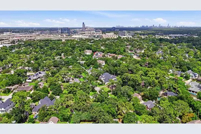 823 Saint George Lane, Houston, TX 77079 - Photo 16