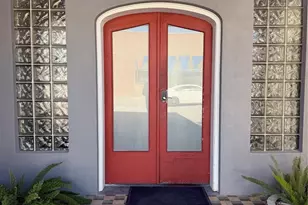 1417 Tremont St, Galveston, TX 77550 - Photo 1