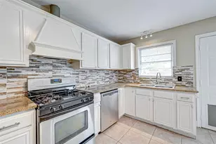 9349 Rosstown Way, Houston, TX 77080 - Photo 24