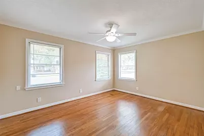 9349 Rosstown Way, Houston, TX 77080 - Photo 12