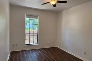 2425 Underwood St, Houston, TX 77030 - Photo 8