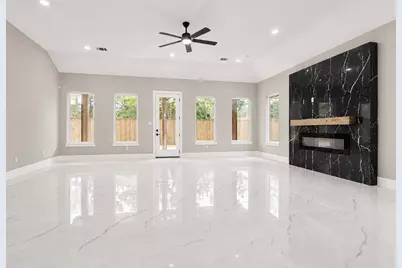 4027 Black Locust Drive, Houston, TX 77088 - Photo 6