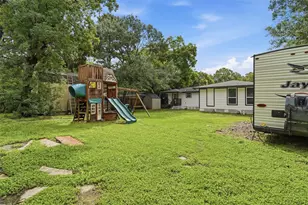 404 Oaklawn St, League City, TX 77573 - Photo 20