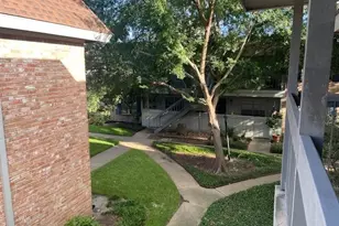 2350 Bering Dr, Houston, TX 77057 - Photo 24