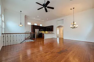 5608 Kansas St, Houston, TX 77007 - Photo 2