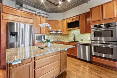 1616 Fountain View Drive #209, Houston, TX 77057 - Photo 14