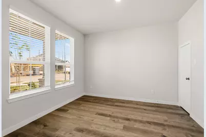 32503 Valley Redstem Way, Fulshear, TX 77441 - Photo 8