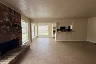 414 Dogwood St, Lake Jackson, TX 77566 - Photo 6