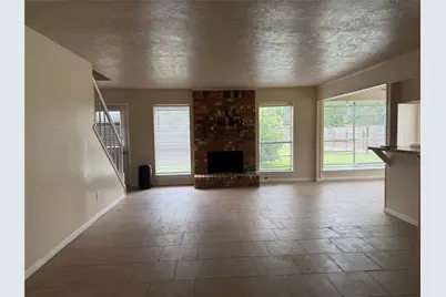 414 Dogwood Street, Lake Jackson, TX 77566 - Photo 2