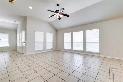 12905 Quail Creek Drive, Pearland, TX 77584 - Photo 14