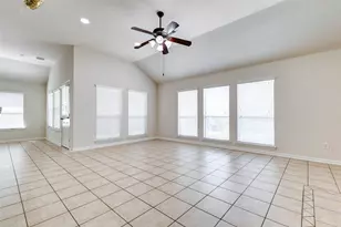 12905 Quail Creek Dr, Pearland, TX 77584 - Photo 14