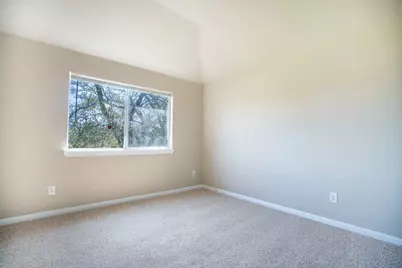 827 Forest Hillside Lane, Houston, TX 77067 - Photo 8