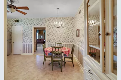 405 Park Street, Anahuac, TX 77514 - Photo 14