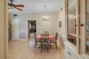 405 Park St, Anahuac, TX 77514 - Photo 14