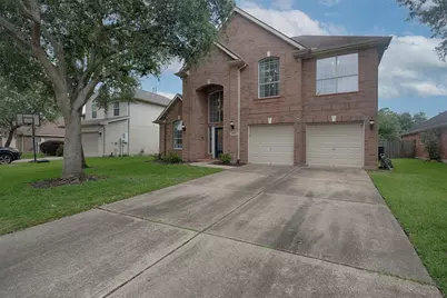 2508 Lexington Court, League City, TX 77573 - Photo 4