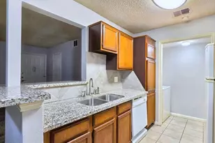 8389 Sands Point Dr, Houston, TX 77036 - Photo 2