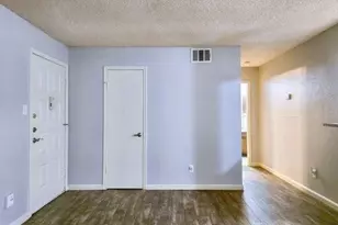 8389 Sands Point Dr, Houston, TX 77036 - Photo 6