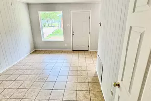 116 W Davitt St, Eagle Lake, TX 77434 - Photo 6