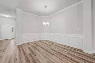 601 Greystone Ln, Angleton, TX 77515 - Photo 8