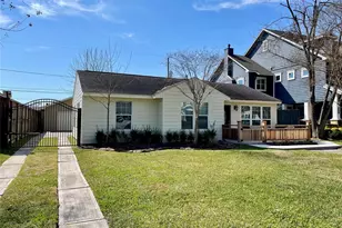 1635 Chippendale Rd, Houston, TX 77018 - Photo 2