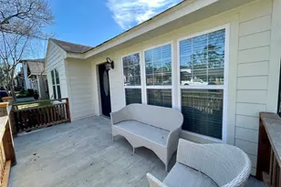 1635 Chippendale Rd, Houston, TX 77018 - Photo 4